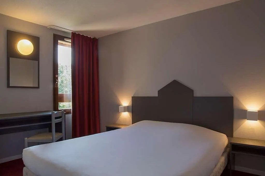 Og City Hotel Amys Tarbes Sud Odos 0*,  France